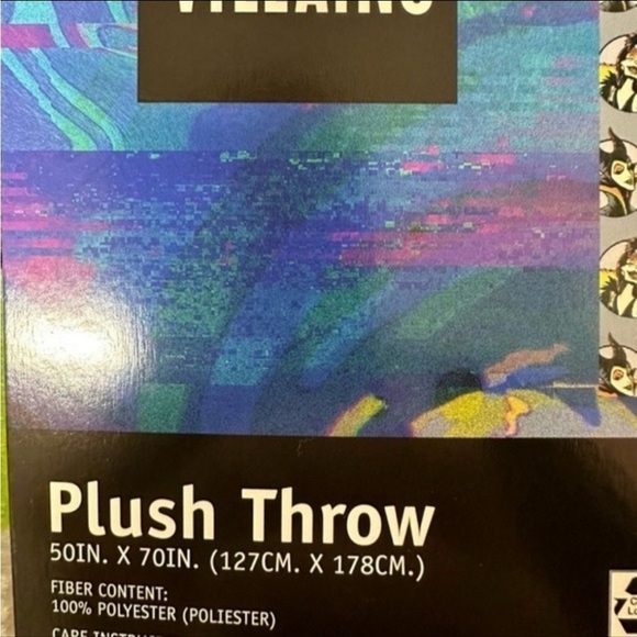 Disney Villains Fleece Throw Blanket 50x70” Gray Ursula Evil Queen Cruella - Picture 6 of 6